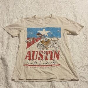 Austin City Limits  Cream Graphic Tee - Austin Music Festival 2023 size Small
